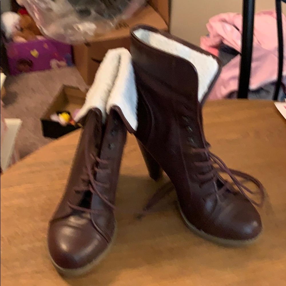 Ankle boots